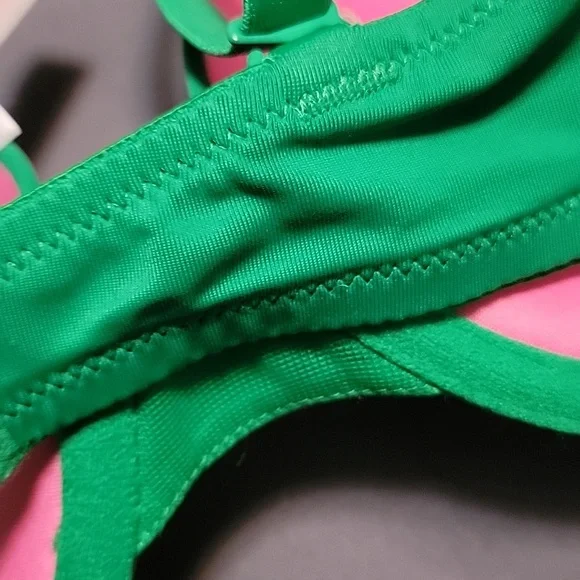 Never Worn Victoria's Secret Wear Everywhere Push Up Bra - Picture 4 of 5